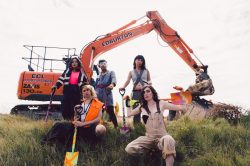 Company of WE DIG: Tamarra, Emma Frankland, Travis Alabanza, Gein Wong, Morgan M. Page. Devised by Emma Frankland and the company. Design by E.M. Parry, costume design associate Prinx Lydia. Dir. Emma Frankland. Oval House, 2019. Photo: Rosie Powell.