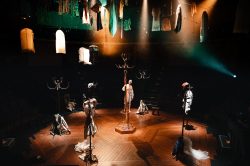 AS YOU LIKE IT by William Shakespeare. Northern Broadsides / New Vic Newcastle-Under-Lyme co-production, touring 2022. Set and costume design E.M. Parry. Directed by Laurie Sansom.